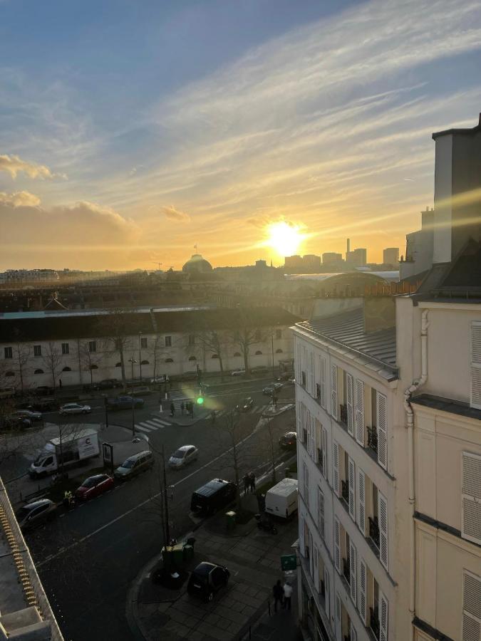 Tour Effeil - Ecole Militaire - Invalides Appartement *